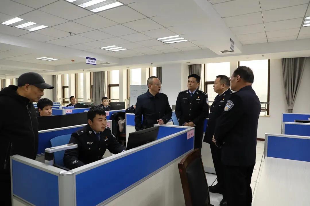 向敏同志带队到湖南湘潭高新公安分局调研指导公安工作