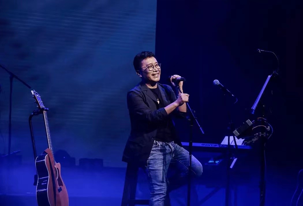 “偷偷过气”的7位歌手，有人靠浪姐翻红，有人从商身家上亿