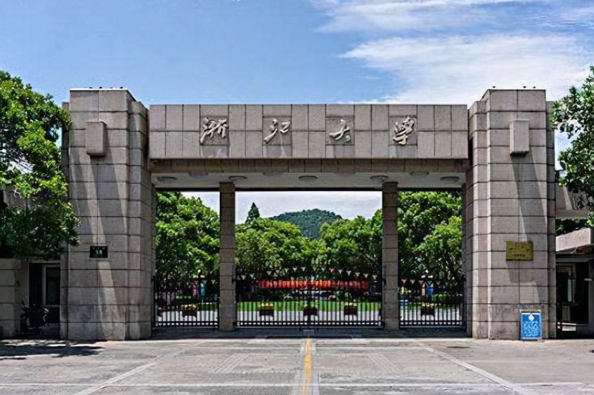 教育部直属高校排名大洗牌，上交大超越浙大，人大排名退步明显