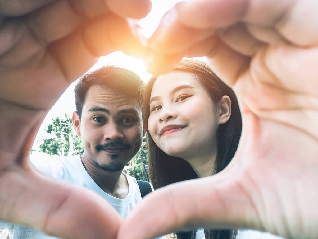 想要勾起男人的“欲望”，只需要这4句话