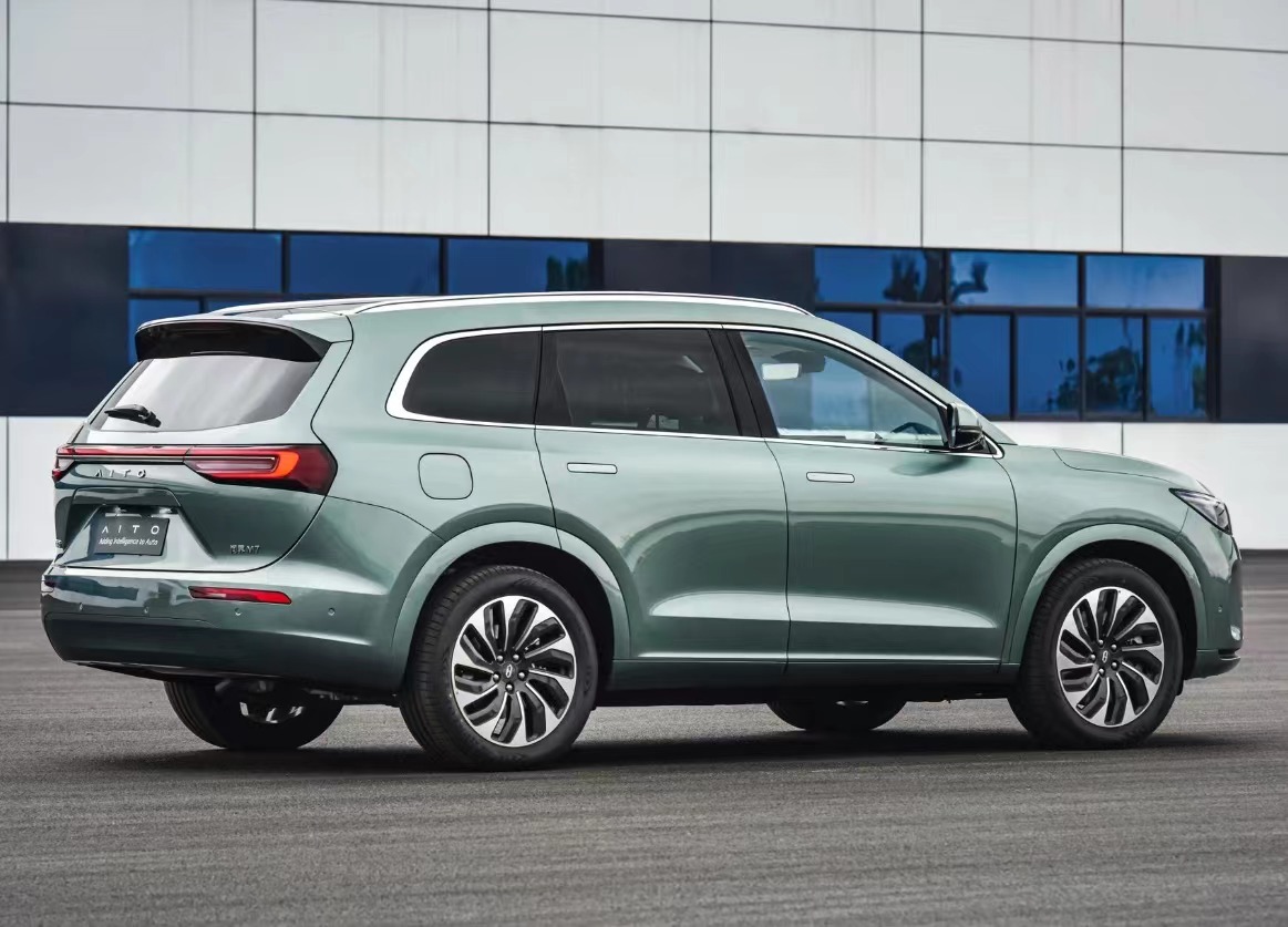 问界M7的家用充电方法分享 最快5个小时就能完全充满电