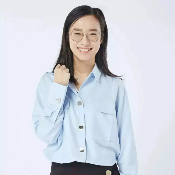 让母亲借100万供自己读哈佛，1年还清债务，詹青云的底气是什么？