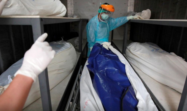 火葬场搬尸工：即使搬运高层住户，也要走楼梯，全程不敢停歇