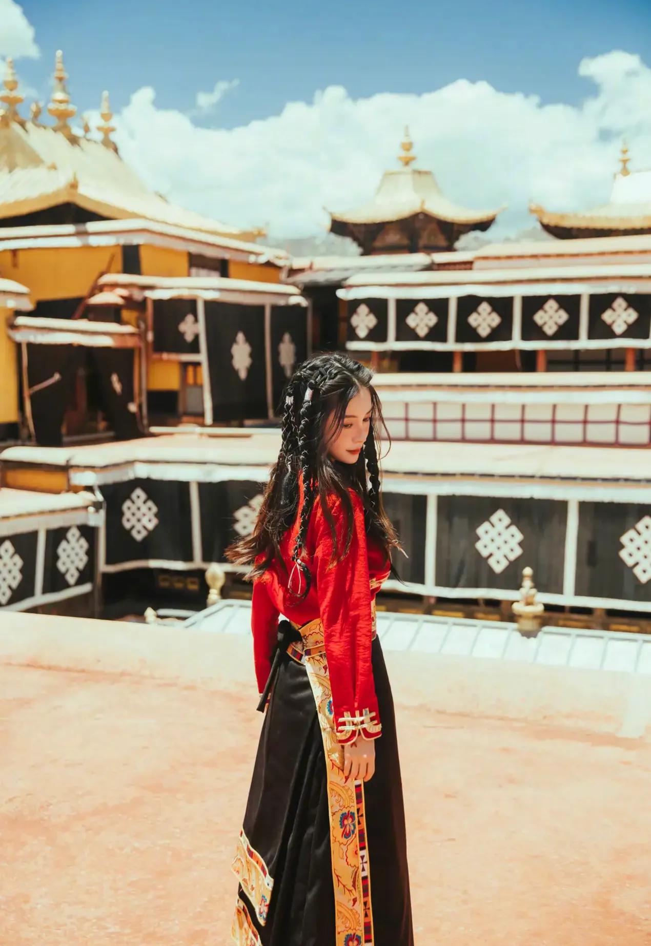 Angelababy虽然演技不行但是长得很美