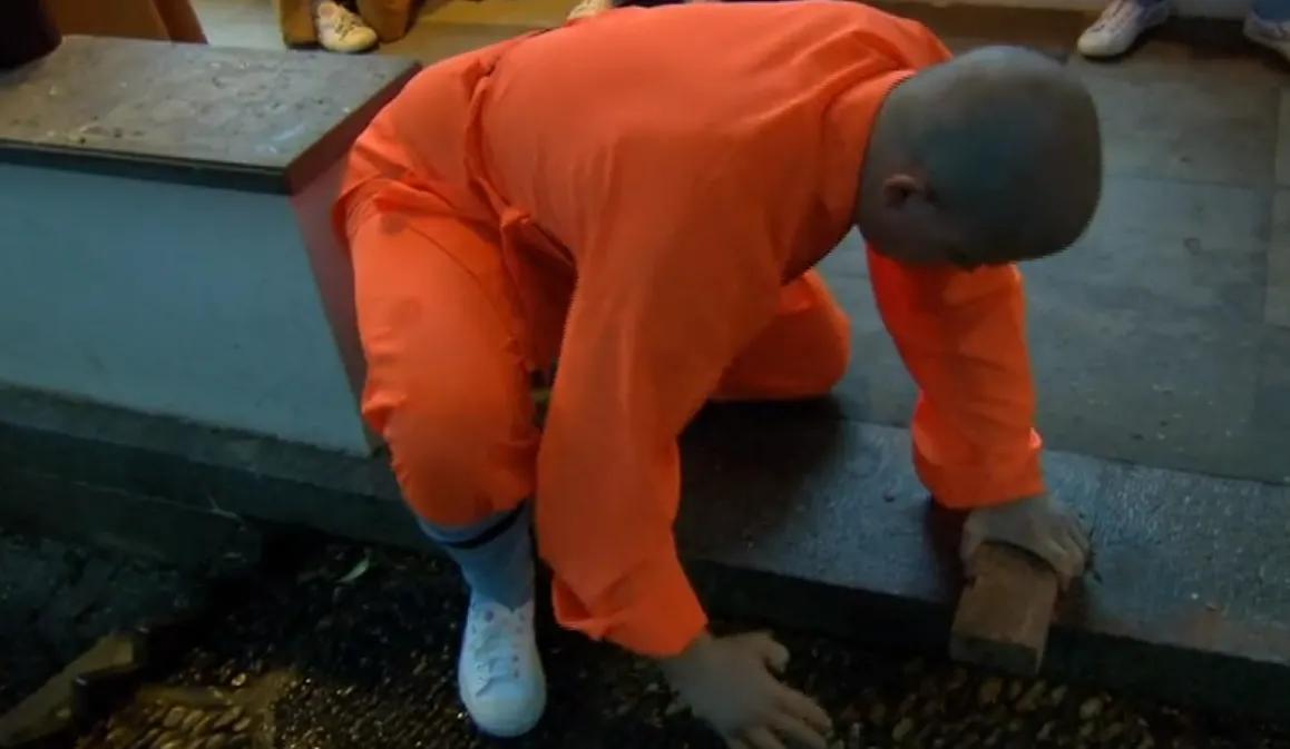 少林功夫有多神奇？英国混混被送到中国学功夫，仅需一周脱胎换骨