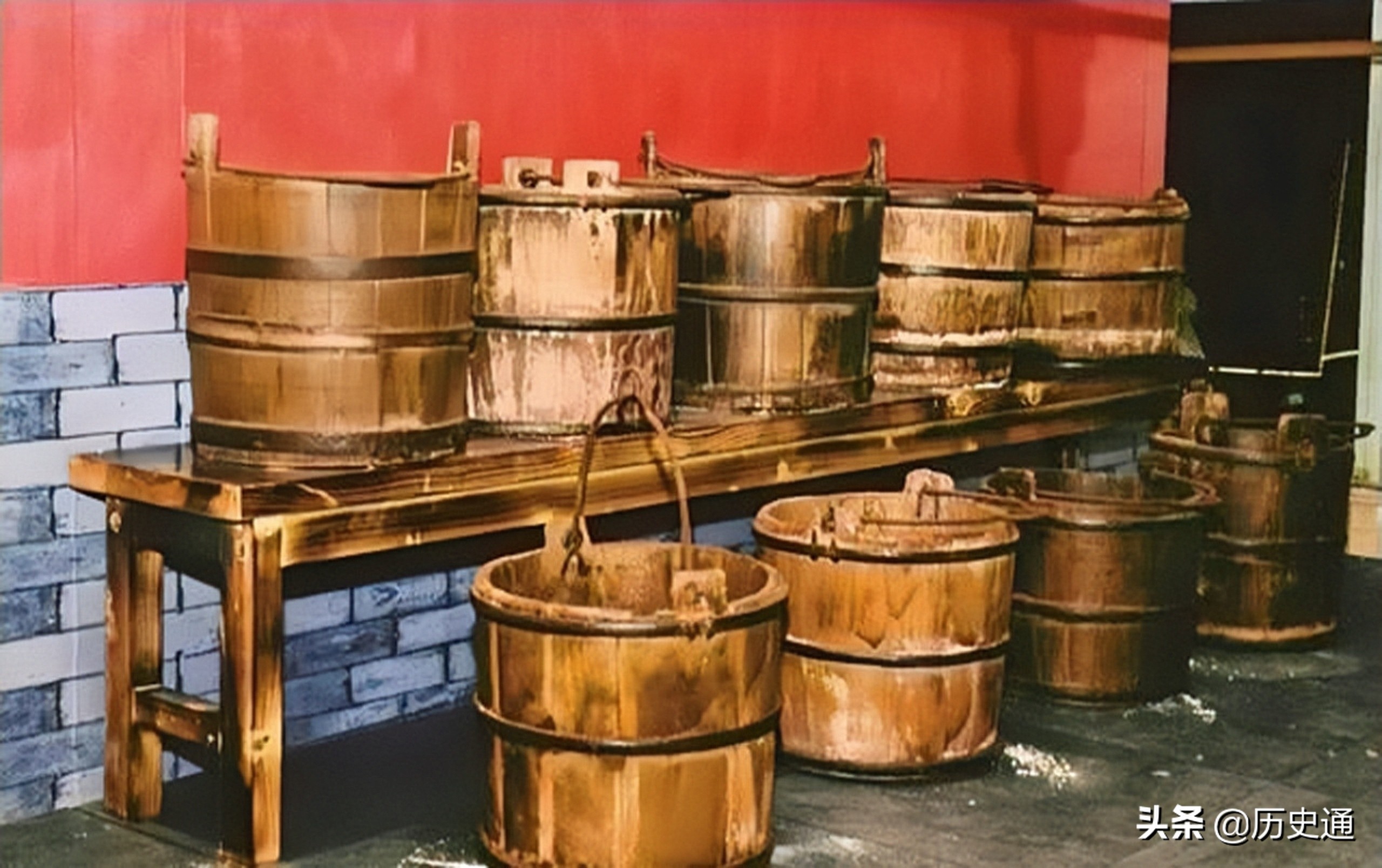 宫闱秘事：帝王与妃嫔如厕，特定手纸与便器，慈禧最讲究