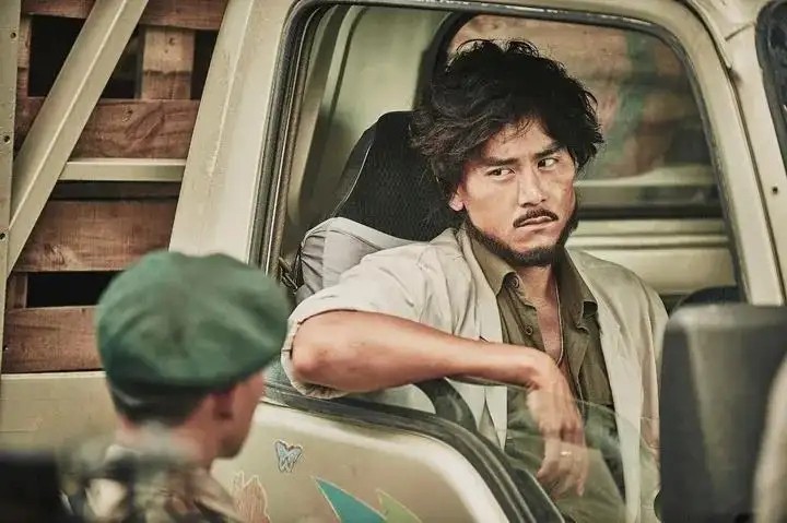 不够硬气别演“特种兵”！这12位男星告诉你，啥叫铮铮铁骨