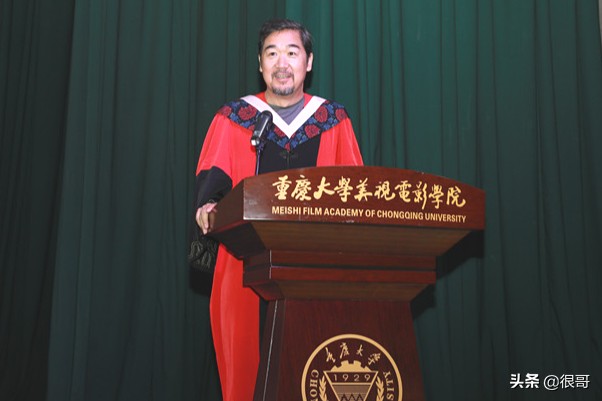 《小敏家》演员学历比拼，黄磊毕业于北电，周迅和董卿是校友