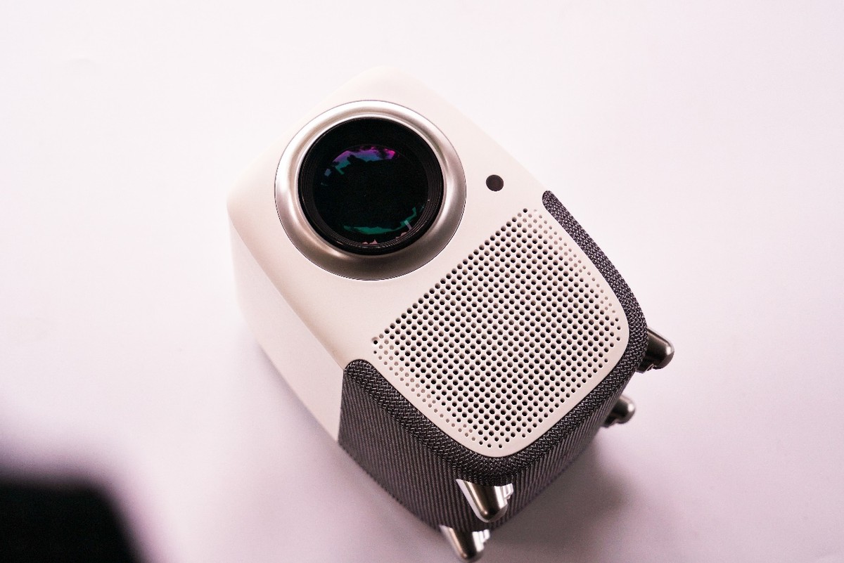 春节多亏有它：泰捷WEBOX T1系列投影仪上手实测