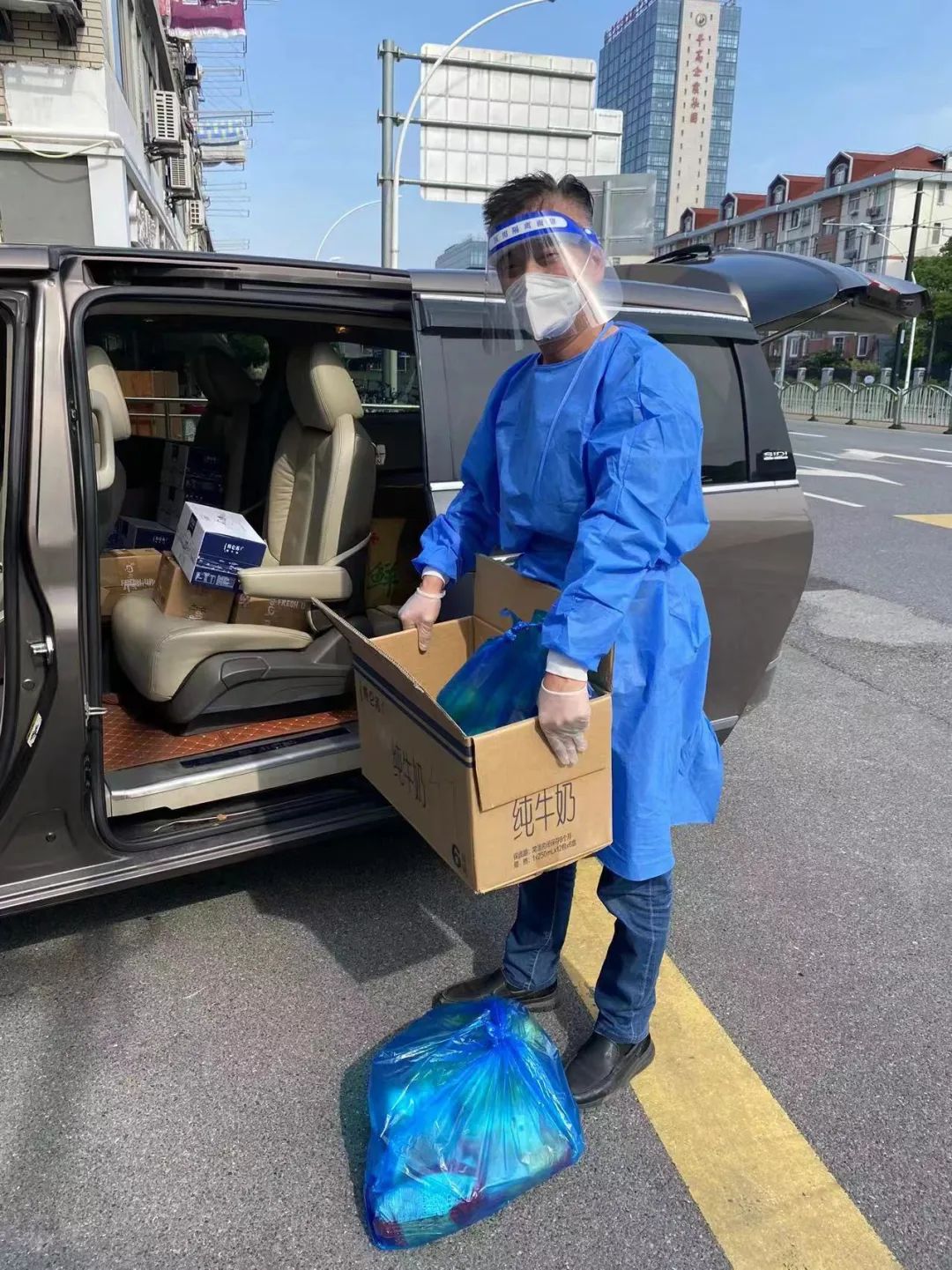 來酷科技強大供應鏈體系發揮重要作用，保障上海戰區來酷員工