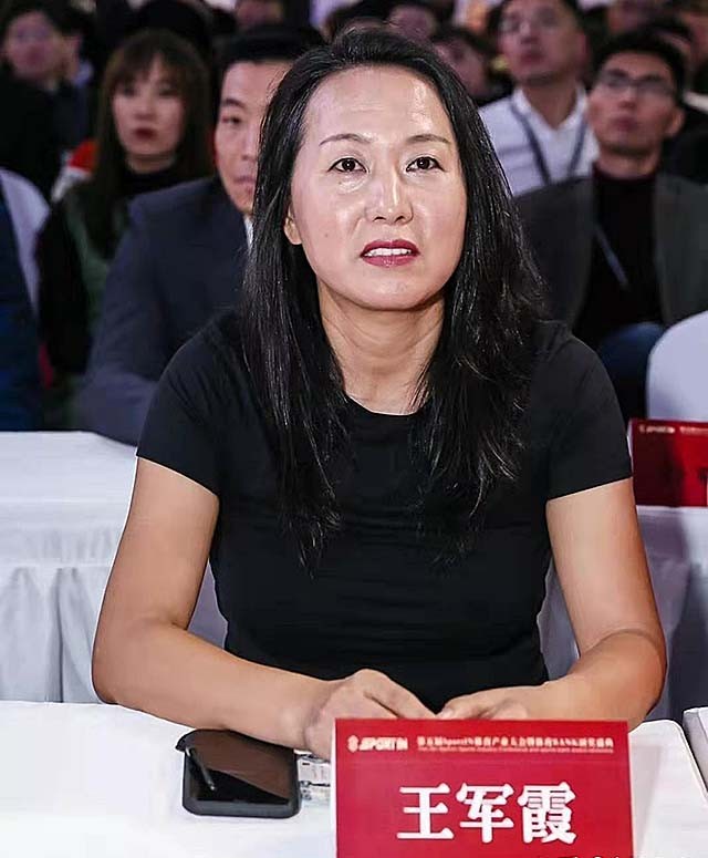 马俊仁跌落神坛后过得如何？疯狂的广告代言，靠藏獒包装炒作