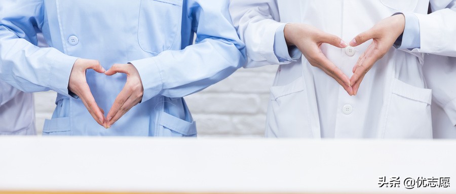 备受市场吃香的医学相关类专业盘点！工作稳定，薪资待遇都很不错