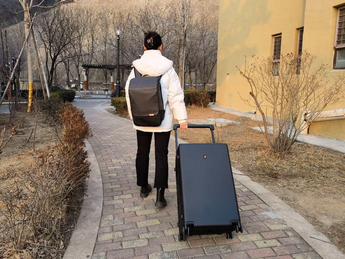 地平线大旅行家系列行李箱-简约大方安全可靠
