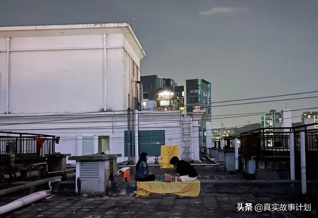 疫情下当代人生活现状：城市停摆，隔离中的深圳人放不下搞钱