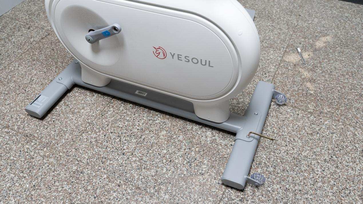 野小兽m2动感单车+健腹轮+健身手套—我的减重装备+饮食清单