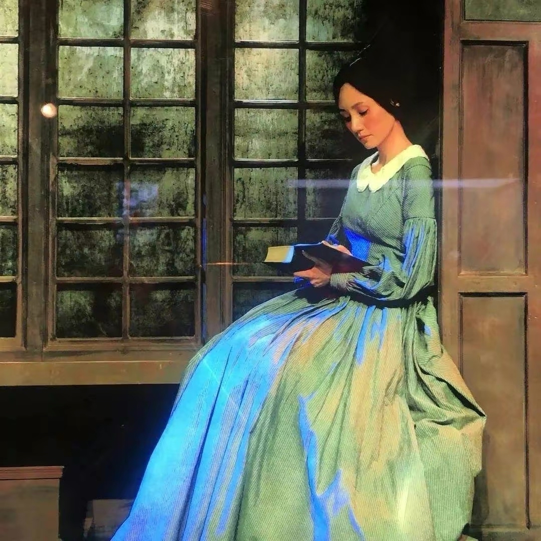 5年后再看袁泉，不再当“东方赫本”，她反而活成了一部传奇