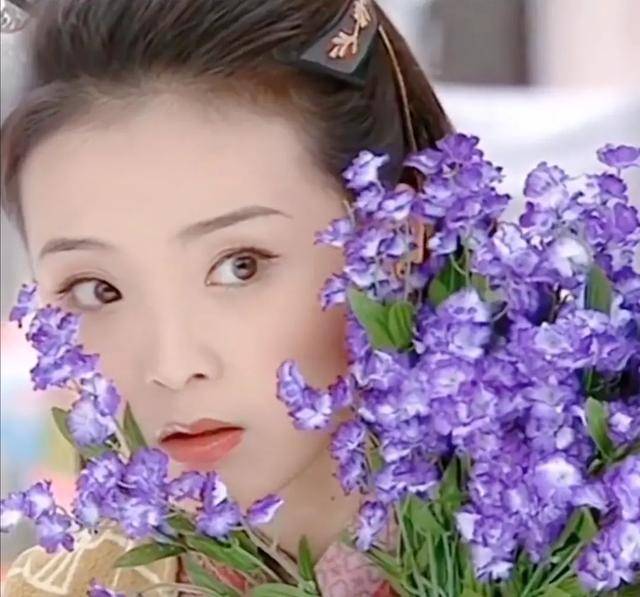 古装VS现代堪称“换头”！多演点古装戏吧，我能磕一辈子