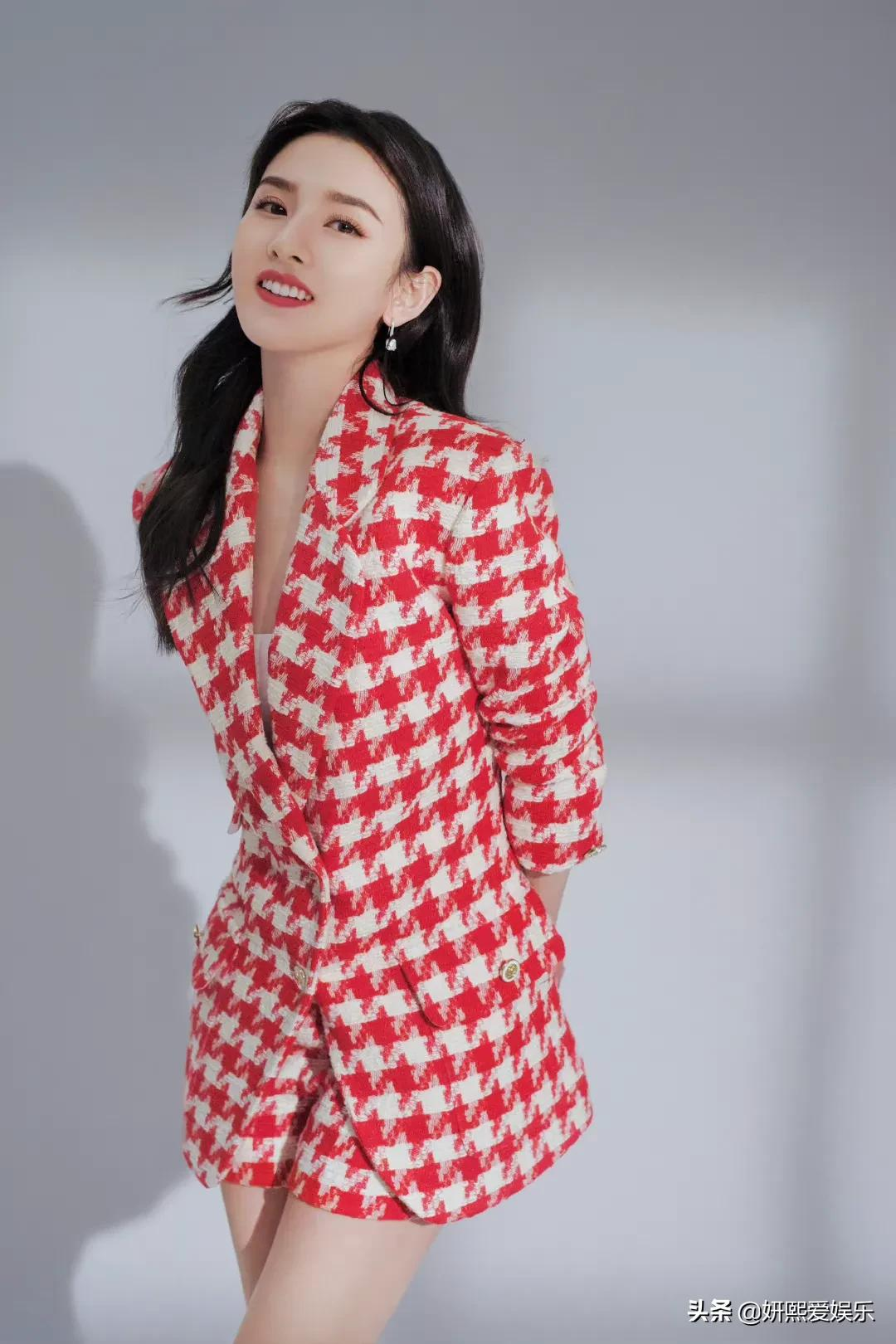 宋祖儿，清纯甜美，漂亮可爱