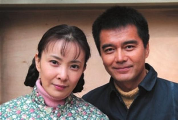 年龄不是问题！这些娱乐圈“老男人”，为何妻子越换越年轻？