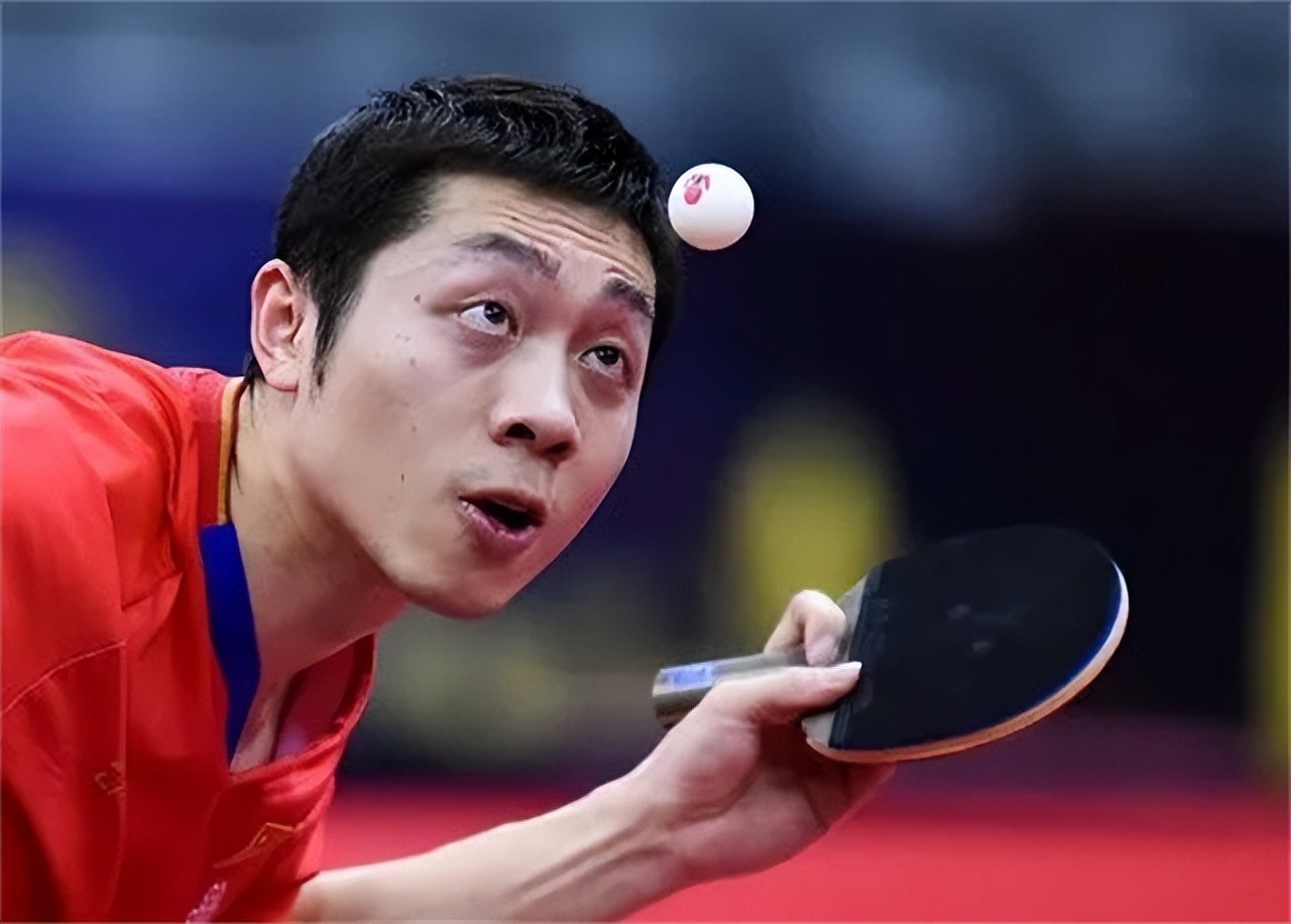 国乒不倒翁许昕老婆是国乒第一美女为他放弃整个职业生涯