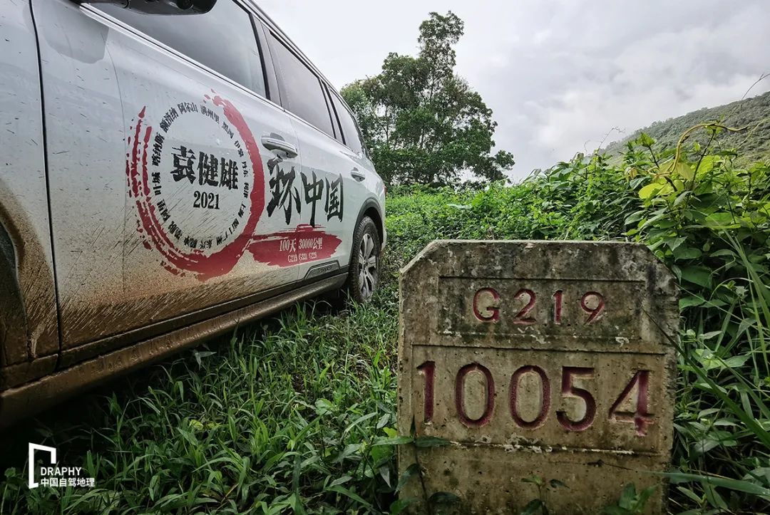 “油都烧不起！”涨麻了：家里没矿还能任性自驾吗？