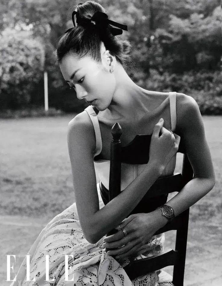 刘雯与井柏然牵手，这张亚洲面孔在秀场，杂志，奢侈品获誉无数