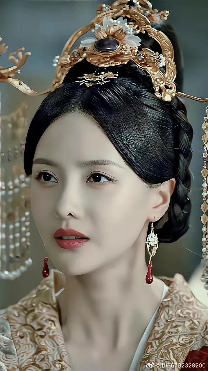 冷艳美人张芷溪