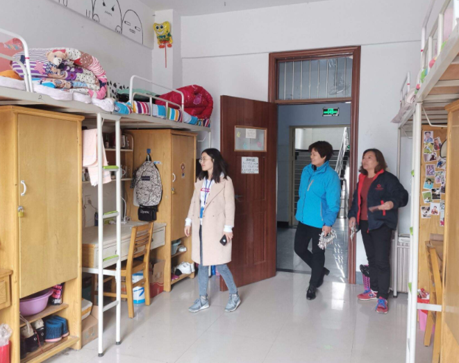 大学期间和男友租房住（南大）