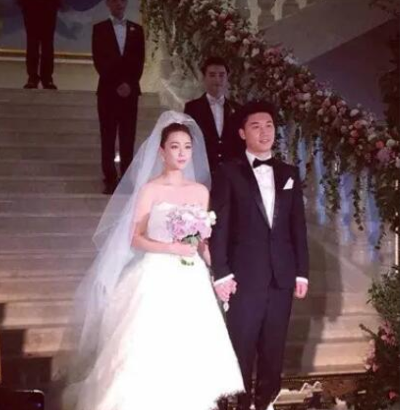 著名演员戴春荣之女郝洛钒：见证父母爱情，我也要像他们一样幸福