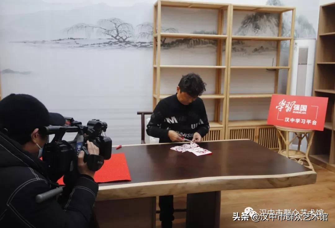 当群文人遇见“学习强国”平台
