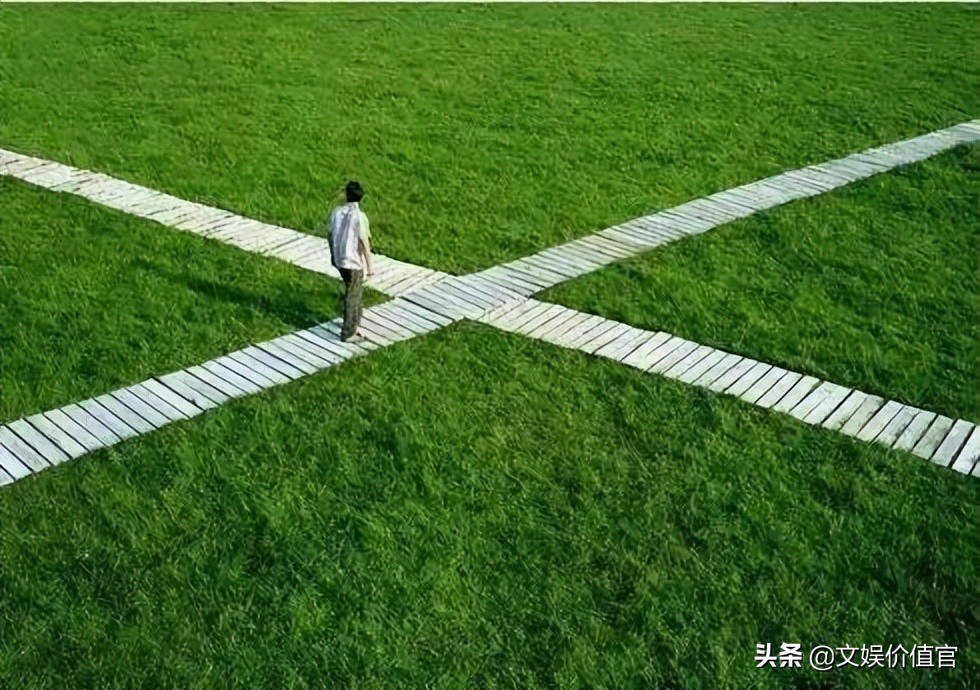 专访丨失业教培人，有人收入倍增、有人回乡“躺平”