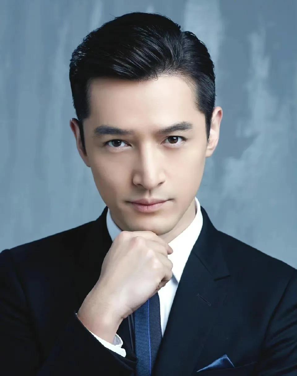 易烊千玺胡先煦考入国家话剧院，娱乐圈同为在编人员还有这些