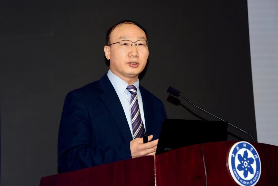 11天5位院士履新校长，高校为何争相引院士？