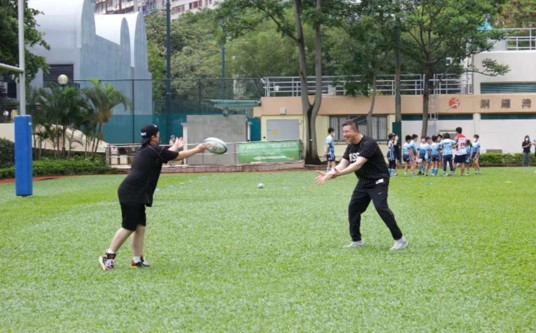 无悔照顾2个自闭儿！TVB前男星历尽坎坷，最大心愿是儿子独立生活