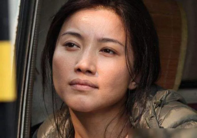 颜丙燕:被称男版富大龙,曾为母亲疯狂恋爱,用爱让母亲多活5年
