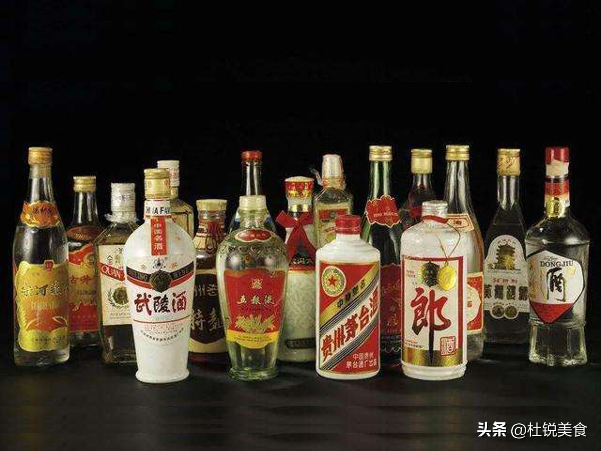 上榜过八大名酒的17种白酒，哪3种5次全有？哪个省多？要看看