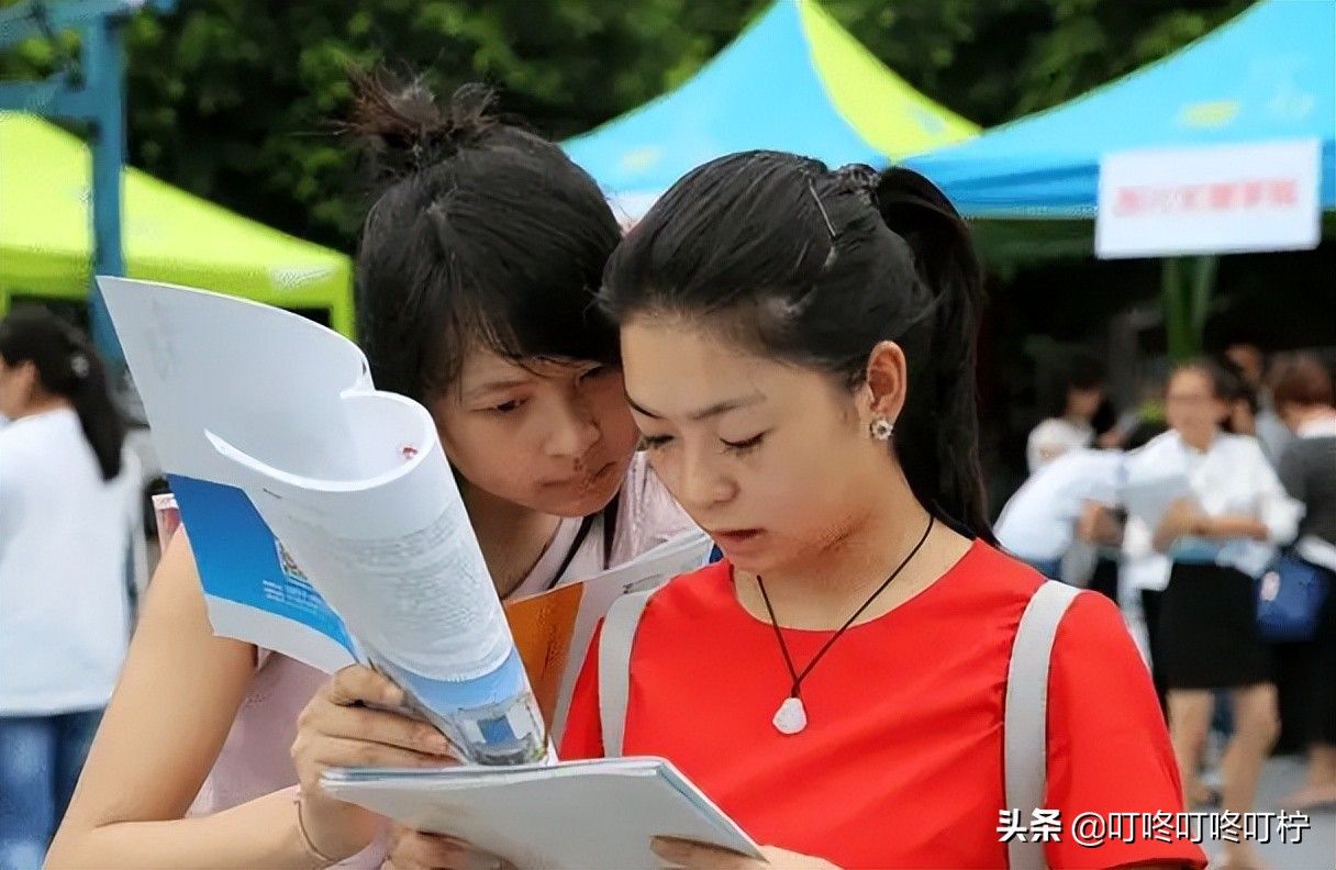 上过大学和没上过大学的“女生”，两者之间差距真大，太真实