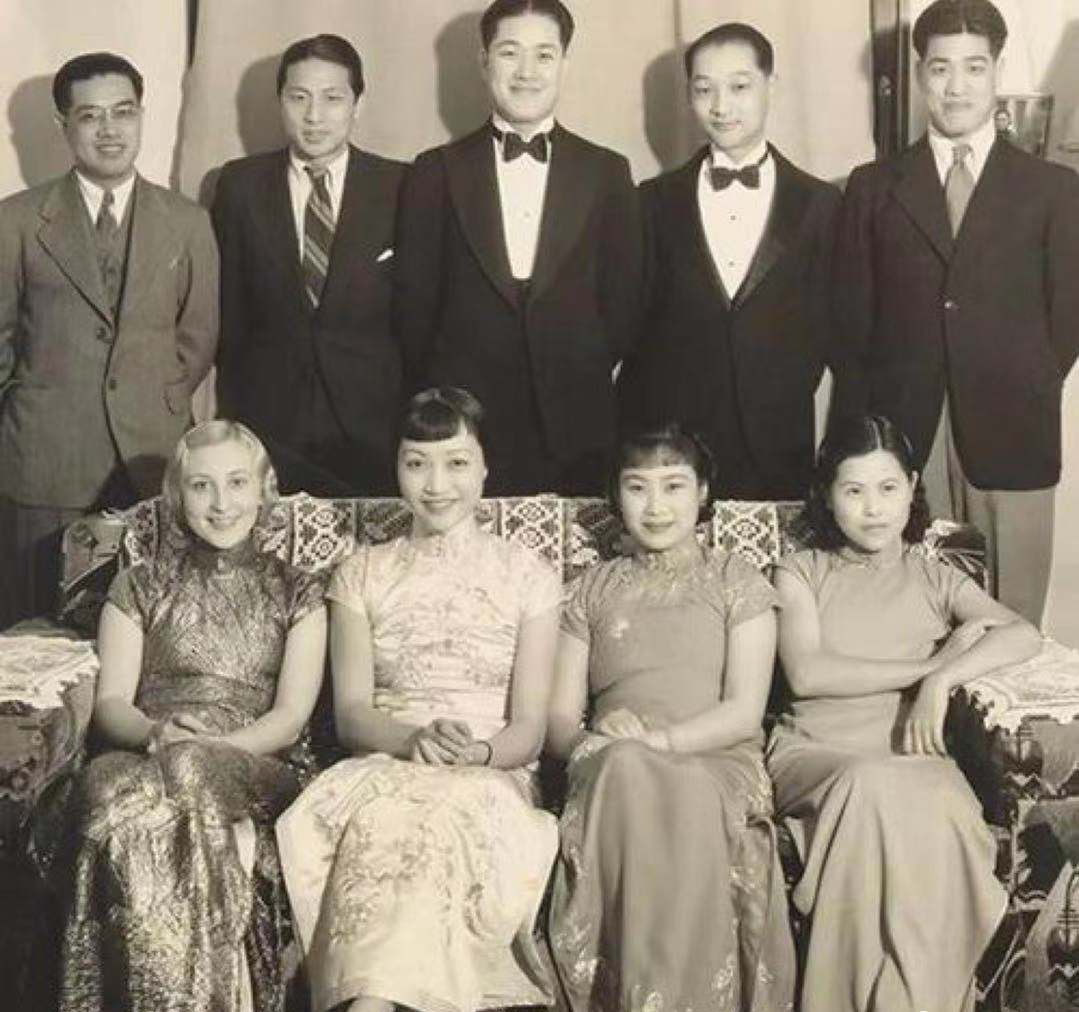 她容貌艳丽却终生未嫁，养活全家却被家人视为耻辱，悲哀的巨星