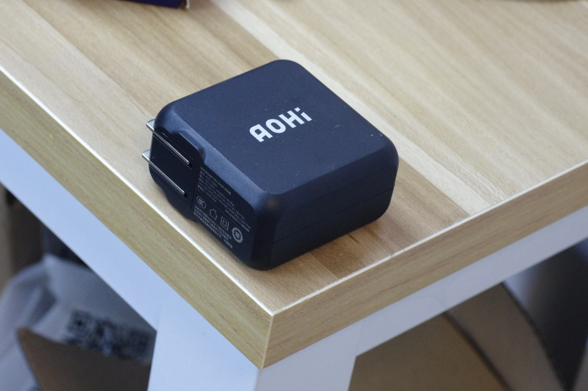 充電小鋼炮，筆記本手機都能用，Aohi 100W氮化鎵充電器體驗