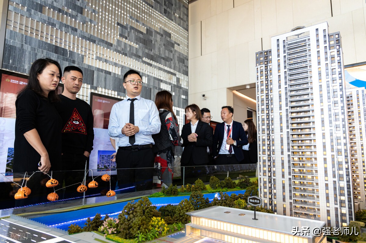 2022房价上涨还是跌？看看郑州、哈尔滨就懂了