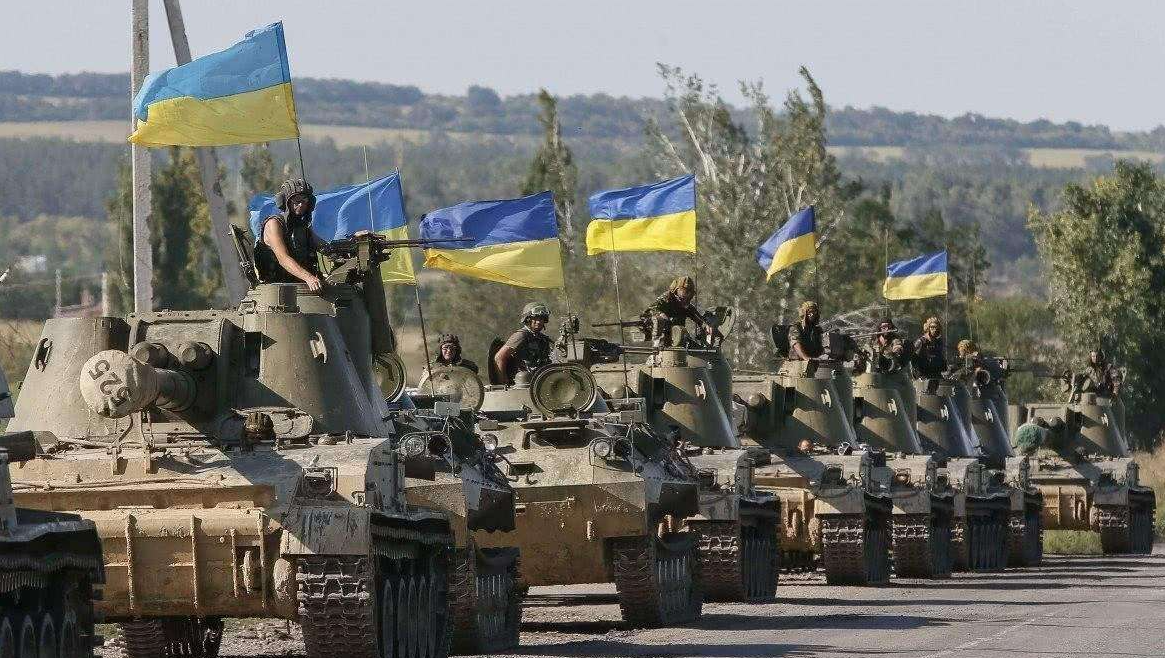 一天就被打进首都，俄罗斯和乌克兰的军事力量，差距到底有多大？