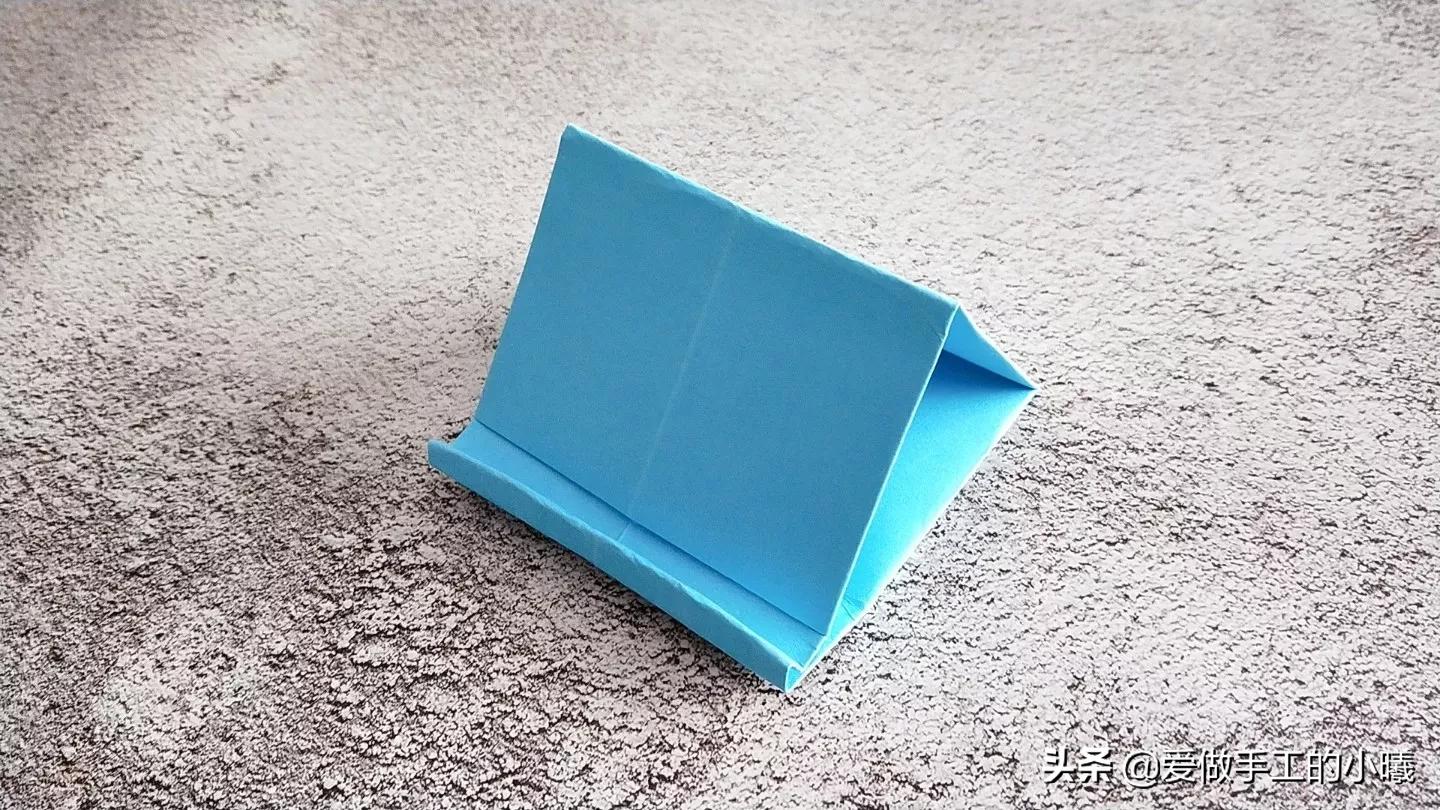 1张卡纸折手机支架,适合应急使用,简单又方便