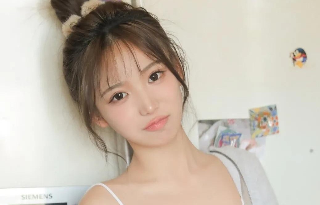 女生生气了，三个简单方法，哄她开心