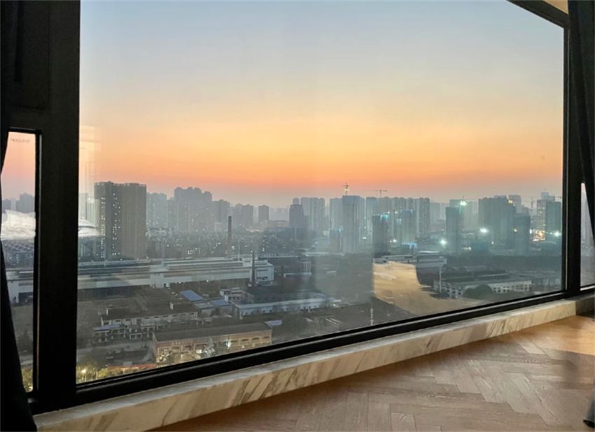 新房入住后才发现，阳台坚持“8不装”，用起来是真爽