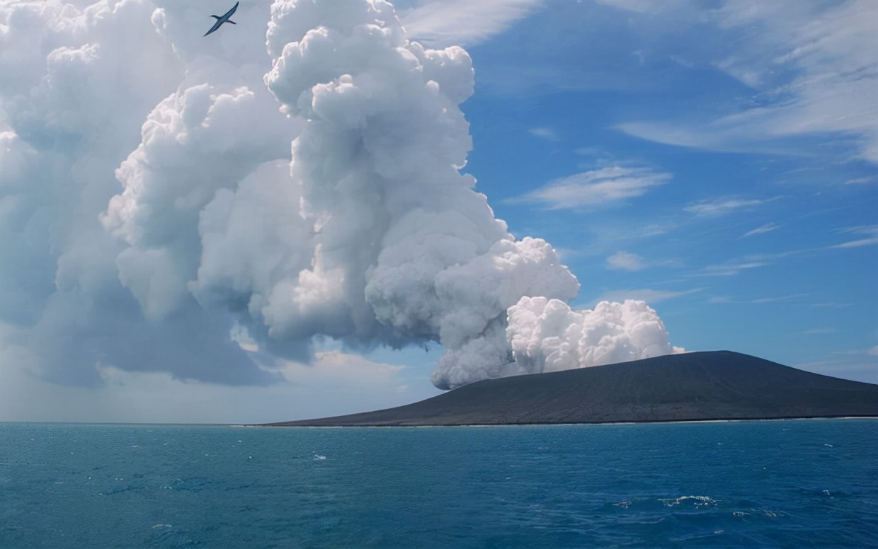 火山爆发的危害（火山喷发有多危险8级可毁灭全人类）