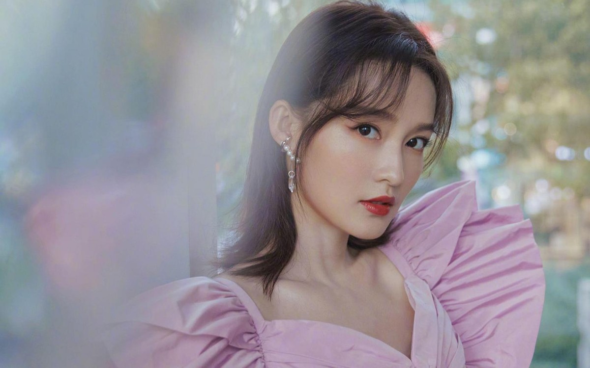 一脸“苦瓜相”却还能演大女主，这8位女星越看越丧，导演咋想的