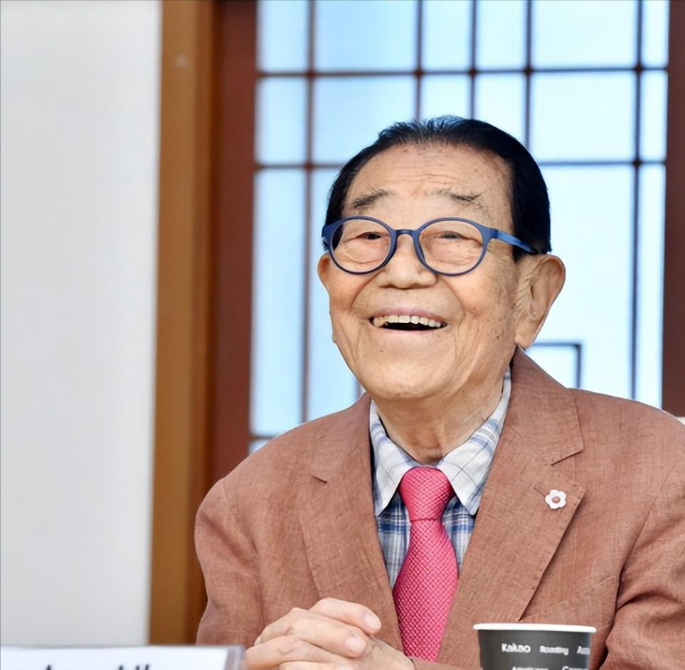 6月份还没过完，就有14位名人离世，最大95岁，最小18岁