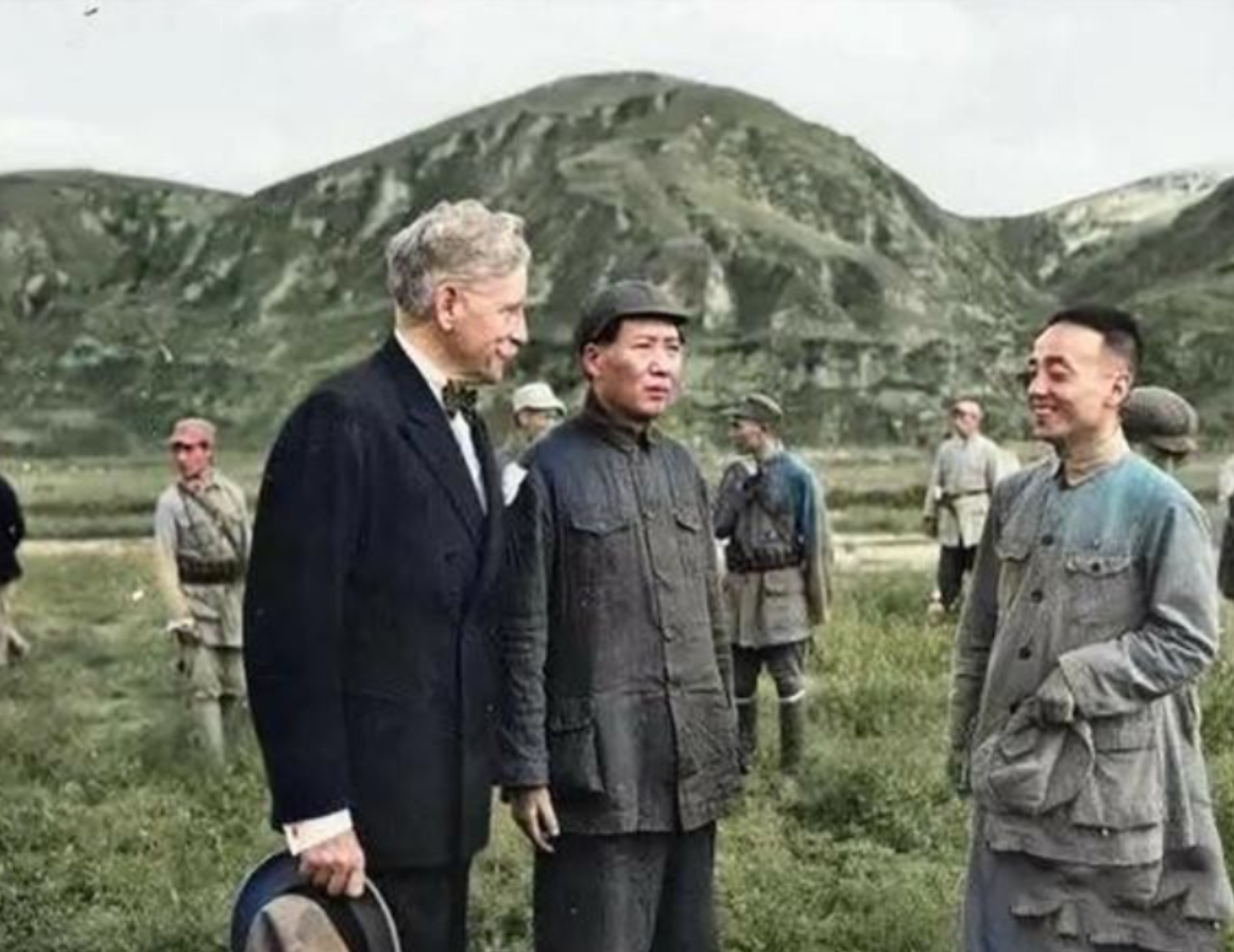 先念、尚昆两位主席没有军衔，为啥名列36位军事家名单？