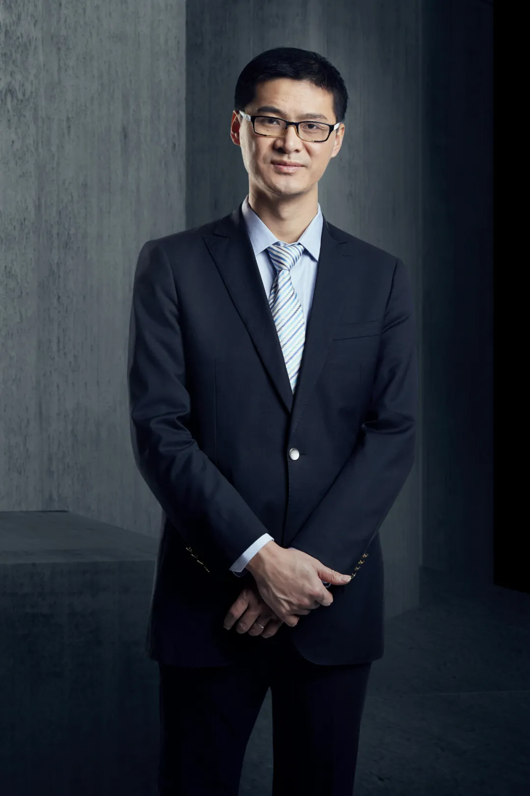致敬温和而坚定的前行者，高福、陈东升、苏炳添、罗翔等上榜2021年度影响力人物