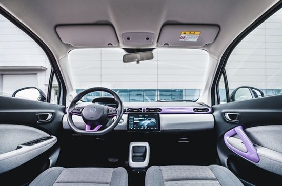 高端智能纯电小车焕新 2022款零跑T03正式上市